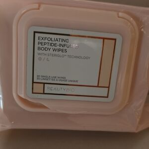 BeautyBio Exfoliating Peptide-Infused Body Wipes - Pink